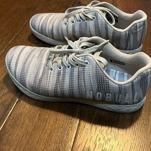 No bull trainers with super fabric. Like new. Worn less than five times.